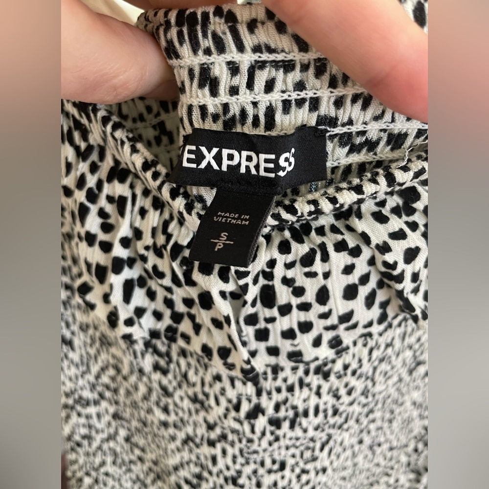 EXPRESS Dress - Picture 3 of 10